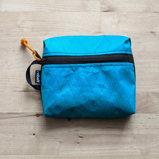 Rock - kapsa na bederní pás